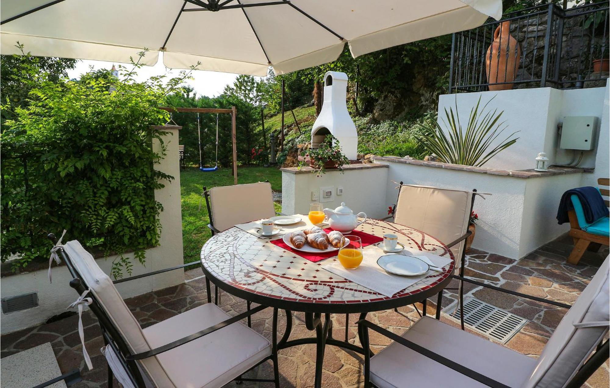 Lovely Home In Matulji With Outdoor Swimming Pool Exterior foto